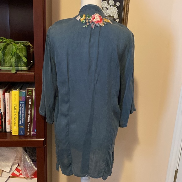 Johnny Was Embroidered Tunic - Picture 3 of 5